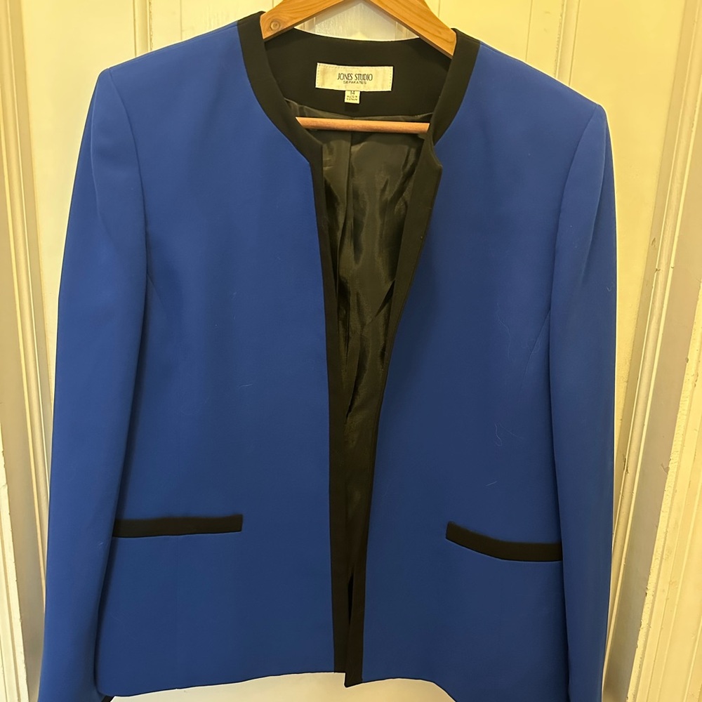 Jones Studio Royal Blue Collarless Blazer with Black Trim
